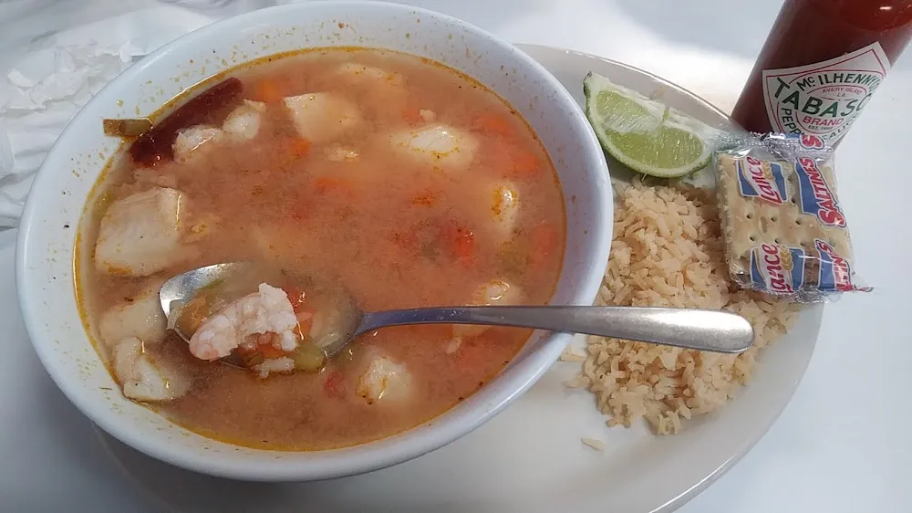 Caldo De Mariscos