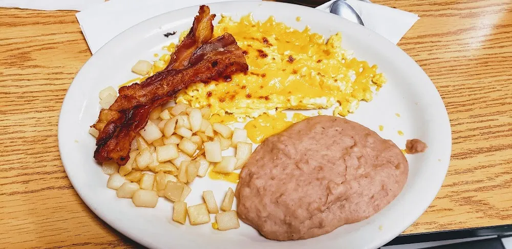 Chicharron Plate Con 2 Huevos